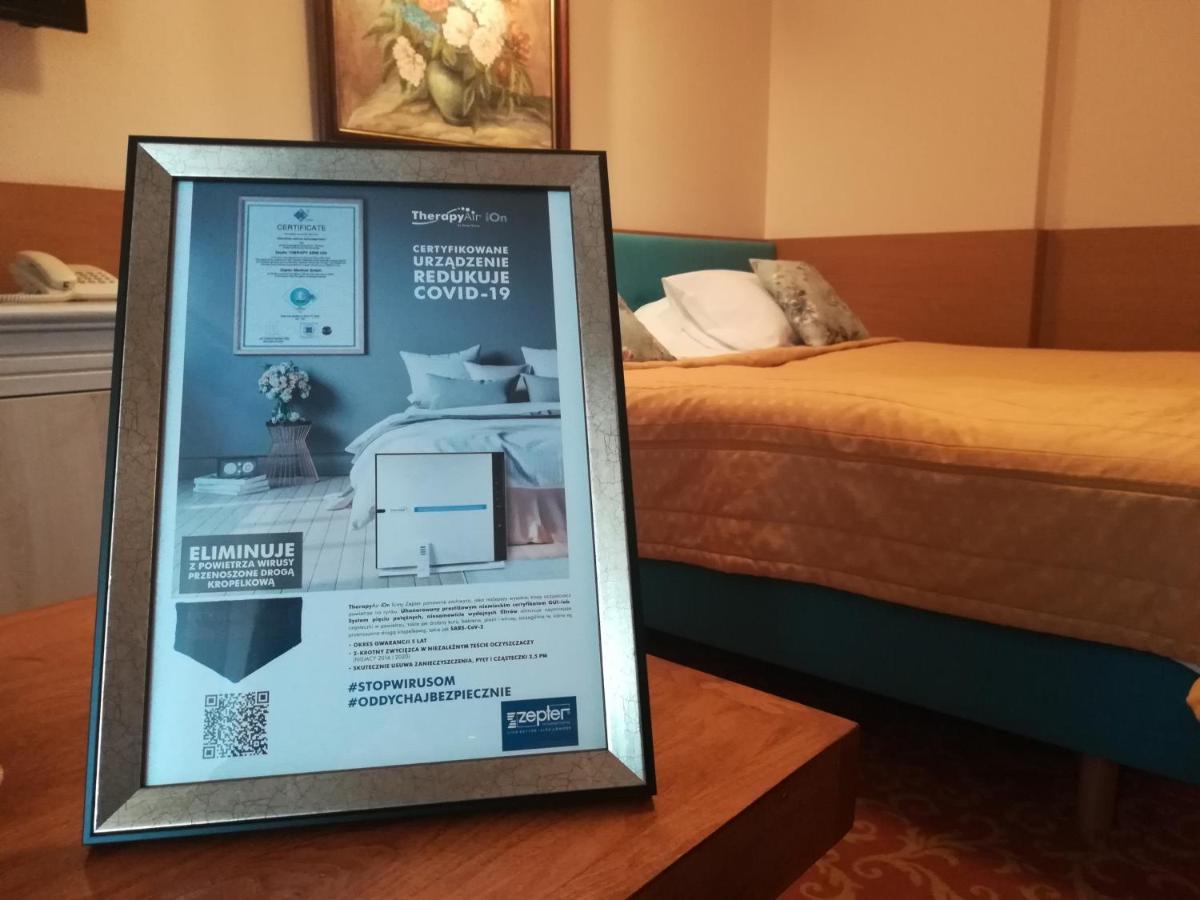 Pensjonat Cezar Siemiatycze Extérieur photo